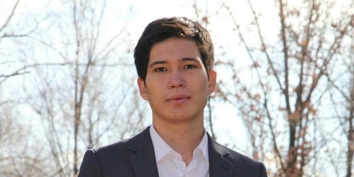 Еділбек ДҮЙСЕН өлеңдері яки «түйсіктің жаңа ракурсы»